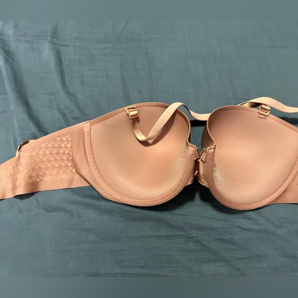 Sexy Illusions Uplift Strapless Bra - Picture 4 of 6